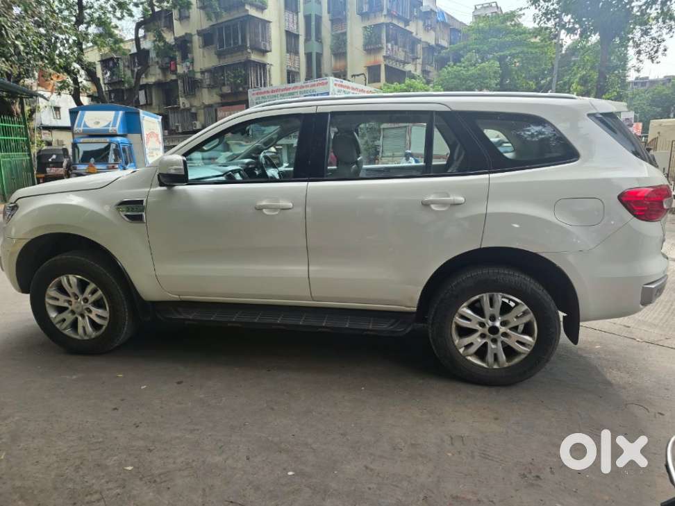 Ford Endeavour 2.2 Titanium At 4x2, 2016, Diesel