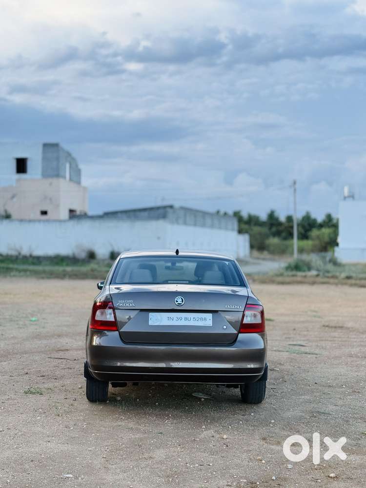 Skoda Rapid 1.5 Tdi Style/1.5 At Style, 2017, Diesel