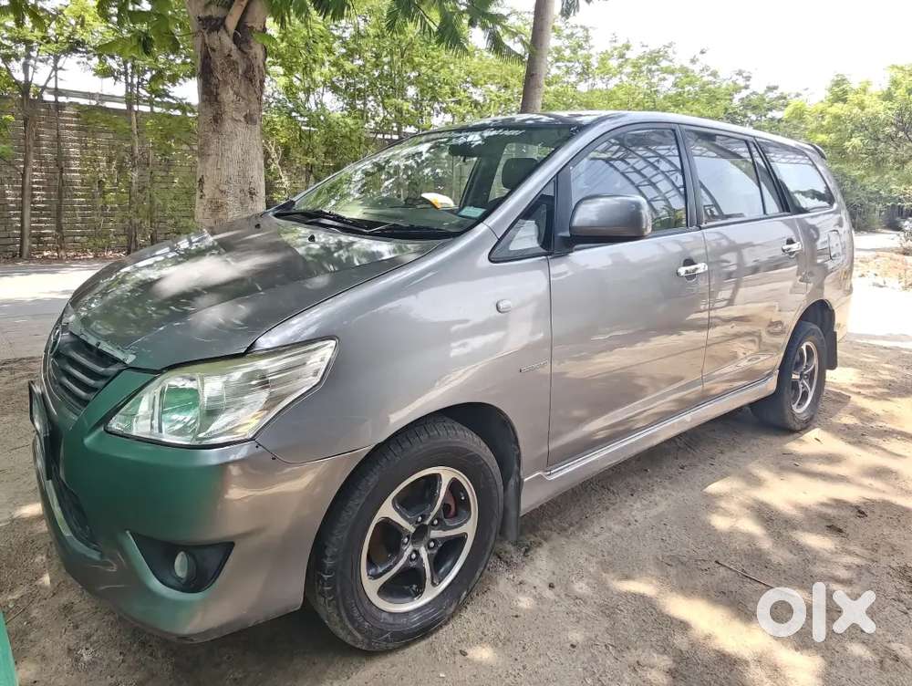 Toyota Innova 2012 Diesel Well Maintained