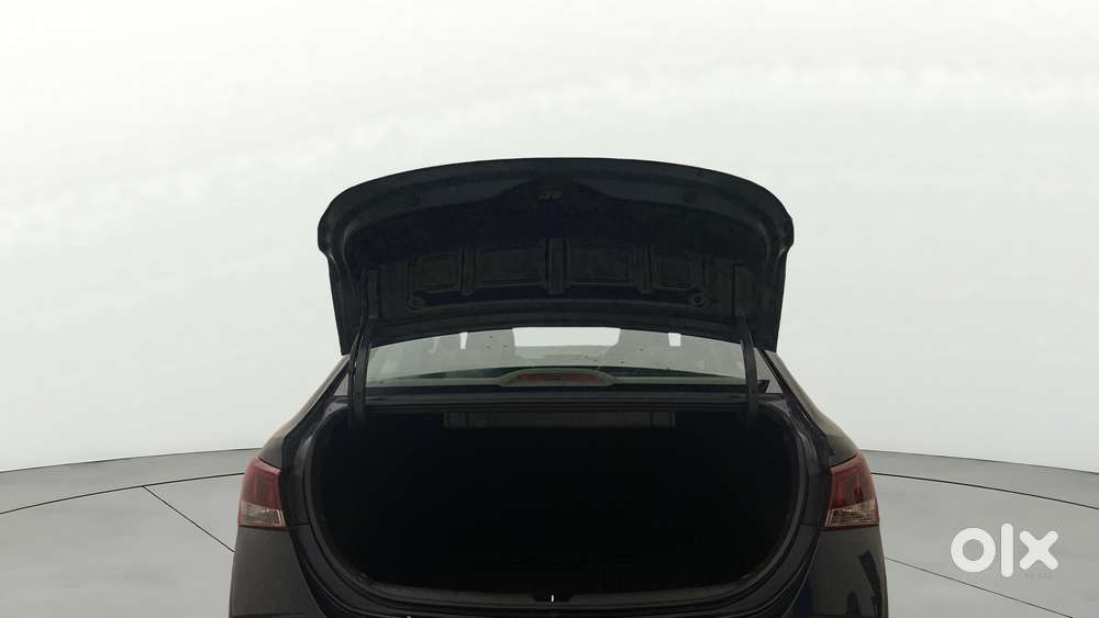 Hyundai Verna 1.5 Sx (o) Vtvt Ivt, 2021, Petrol