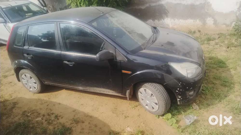 Ford Figo 1.2 Petrol 2010