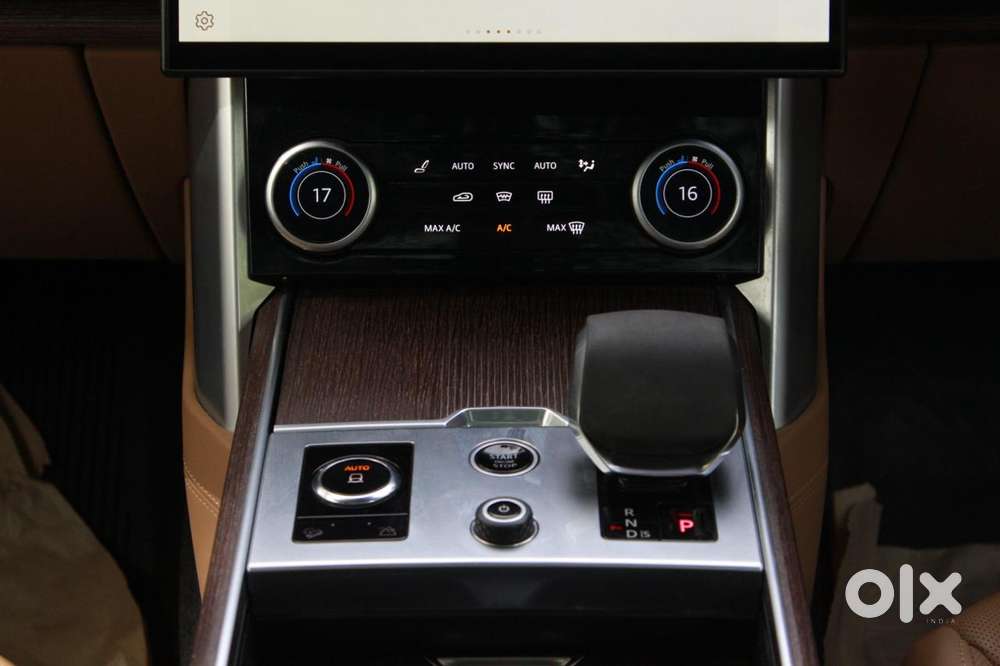Land Rover Range Autobiography Lwb 3.0 Petrol 7 Str, 2023, Petrol