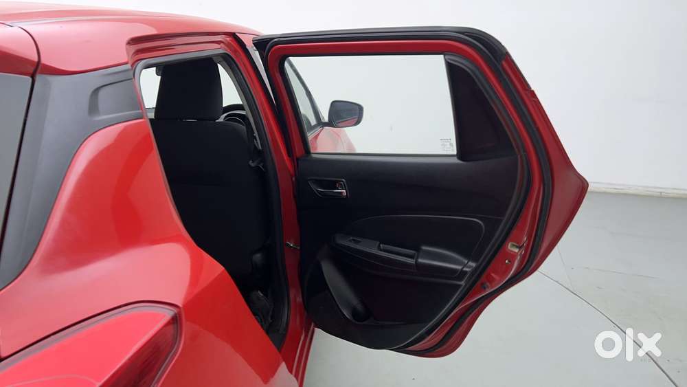Maruti Suzuki Swift Amt Zxi, 2018, Petrol