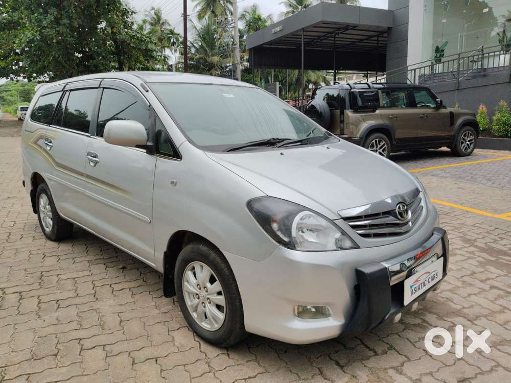 Toyota Innova 2.5 Vx 8 Str Bsiv, 2011, Diesel
