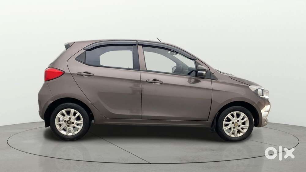 Tata Tiago 1.2 Revotron Xz, 2017, Petrol