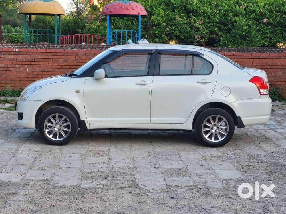 Maruti Suzuki Swift Dzire Vxi Optional, 2010, Petrol
