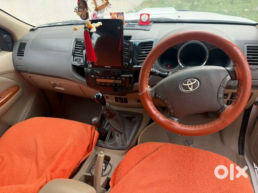 2011 Toyota Fortuner Diesel Manual