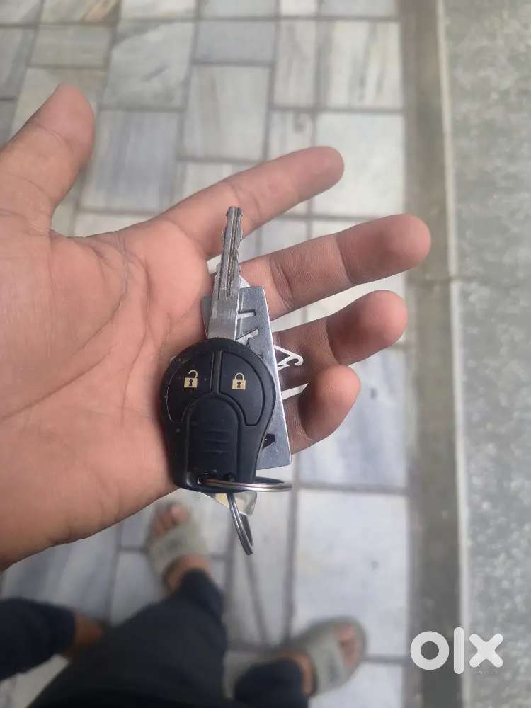 Nisaan Micra Petrol+cng