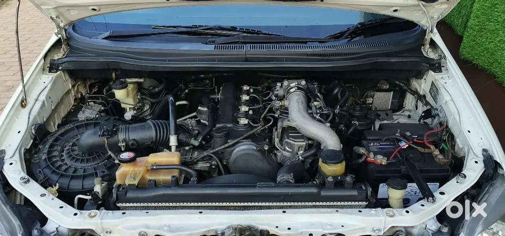 Toyota Innova,2.5,g4,2015,bsiv,7 Seater