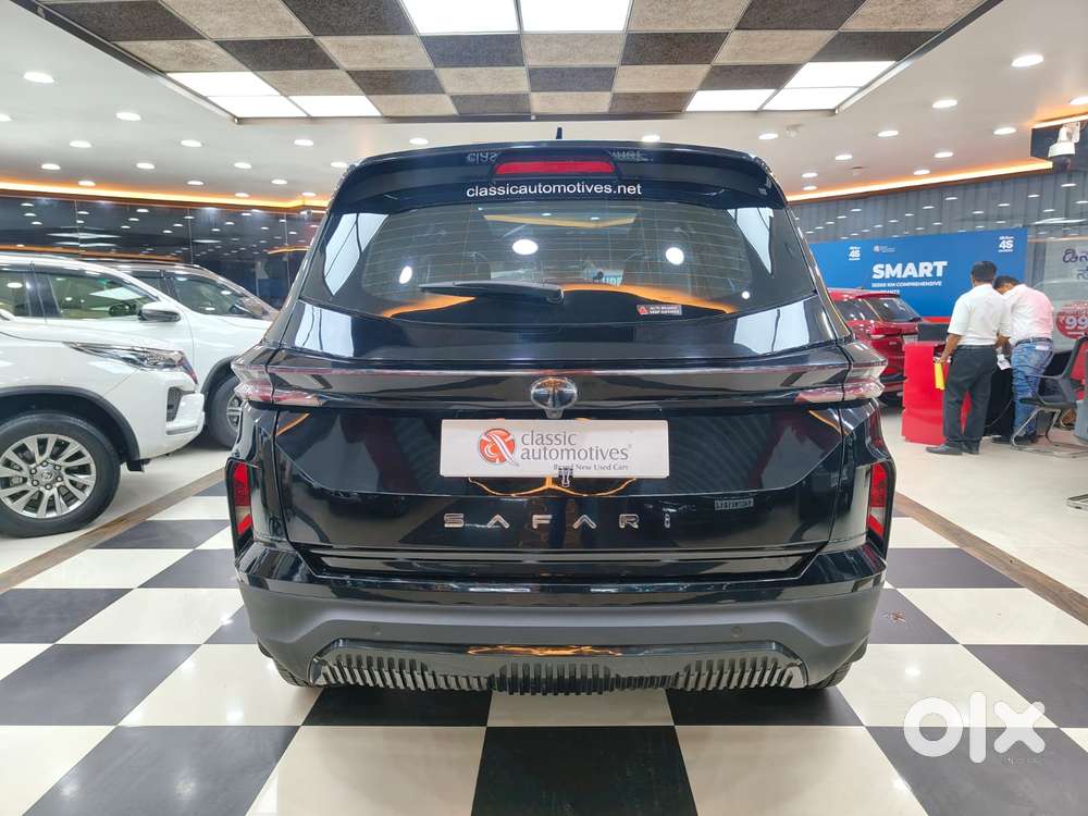 Tata Safari Accomplished Plus Dark Edition At, 2024, Diesel