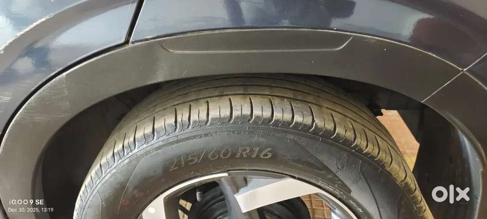 Hyundai Venue 2019 Petrol Well Maintained