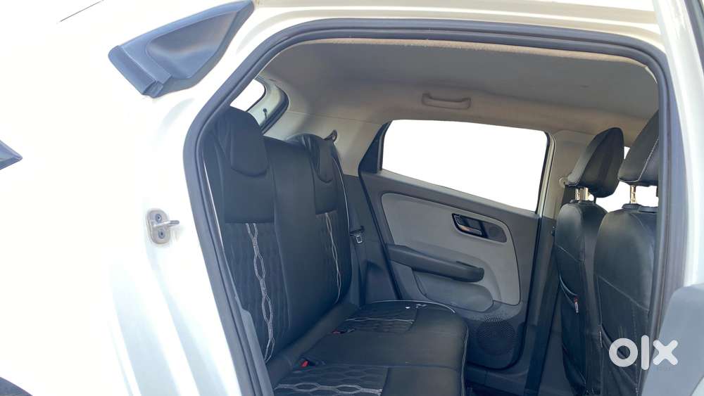 Tata Altroz 1.2 Xt, 2020, Petrol