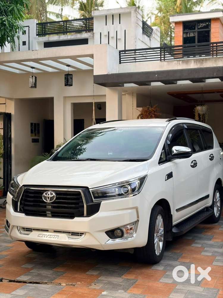 Toyota Innova Crysta 2019 Diesel Well Maintained Propercompany Service