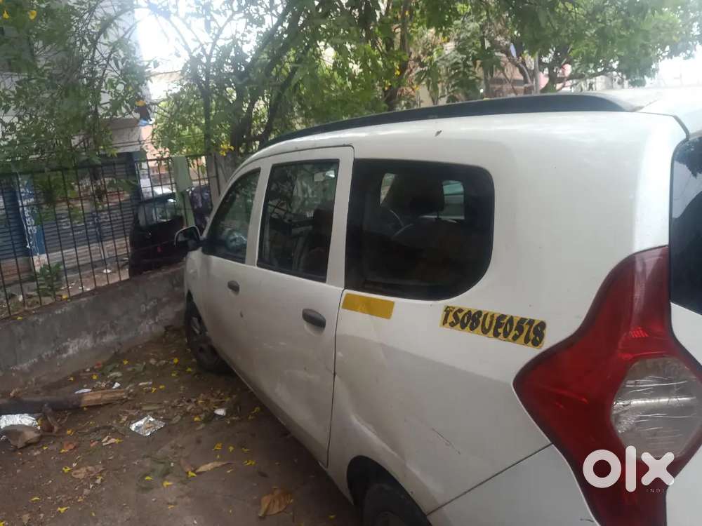 Renault Lodgy Diesel 2017 (good Condition)no Accident