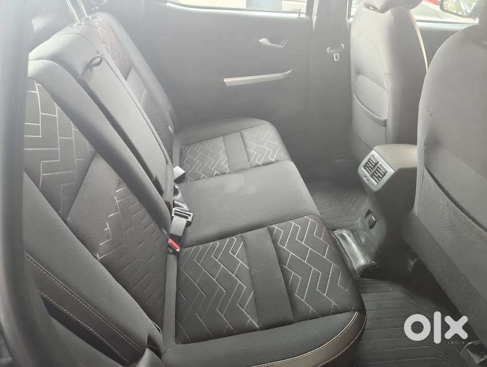 Nissan Magnite 2024 Petrol Well Maintained