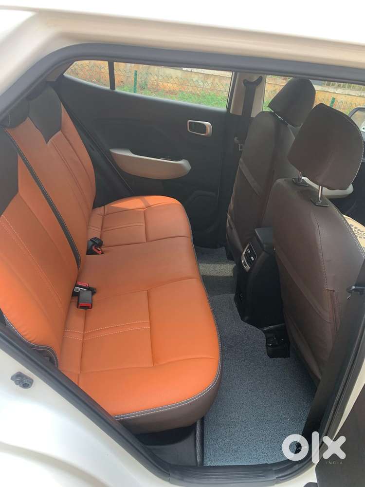 Hyundai Venue 1.0 S (o) Turbo Dct, 2023, Petrol