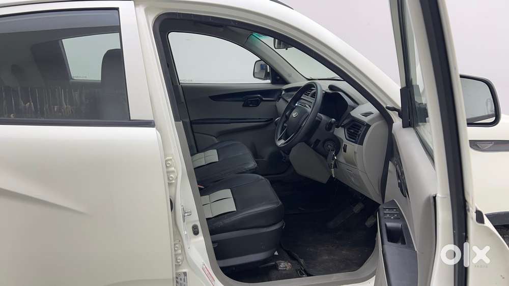 Mahindra Kuv 100 Mfalcon G80 K4, 2017, Petrol