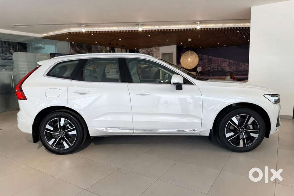 Volvo XC60 2.0 B5 Ultimate, 2026, Petrol