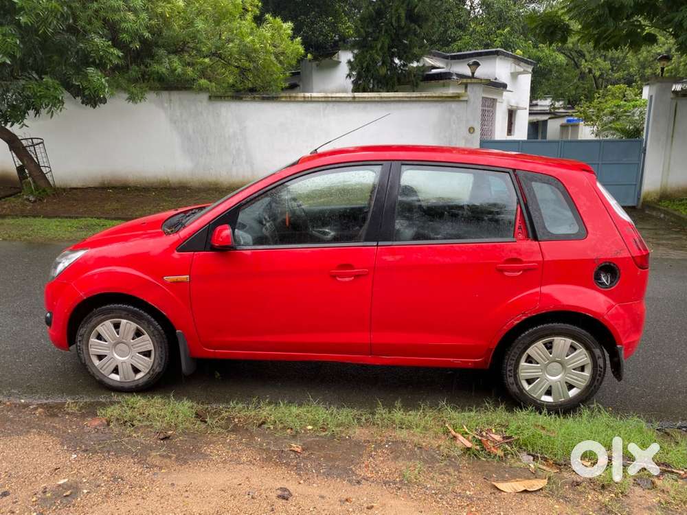 Ford Figo Petrol 2011