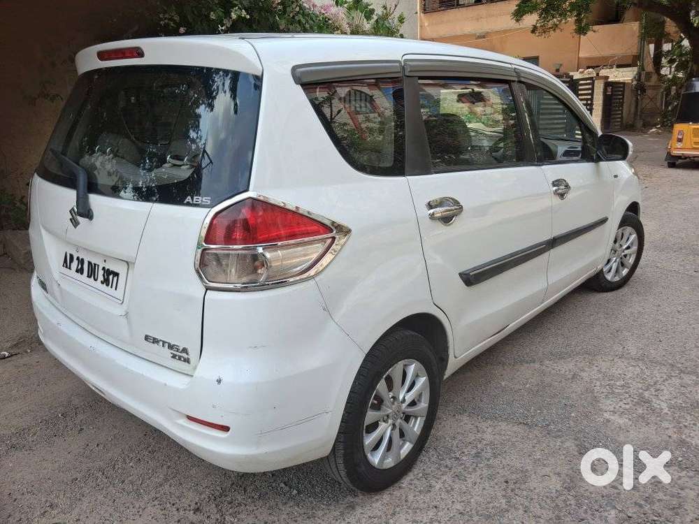 Maruti Suzuki Ertiga Zdi, 2013, Diesel