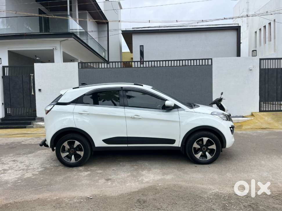 Tata Nexon 1.2 Revotron Xza Plus, 2018, Diesel