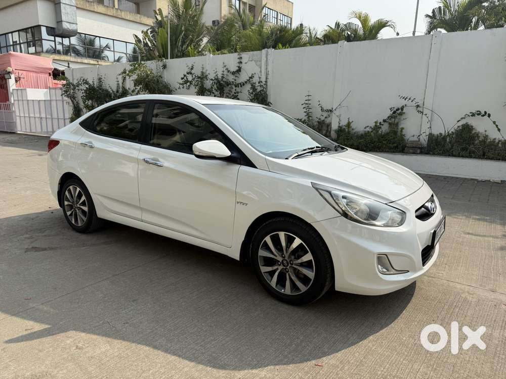Hyundai Verna Fluidic 1.6 Vtvt Sx, 2014, Petrol