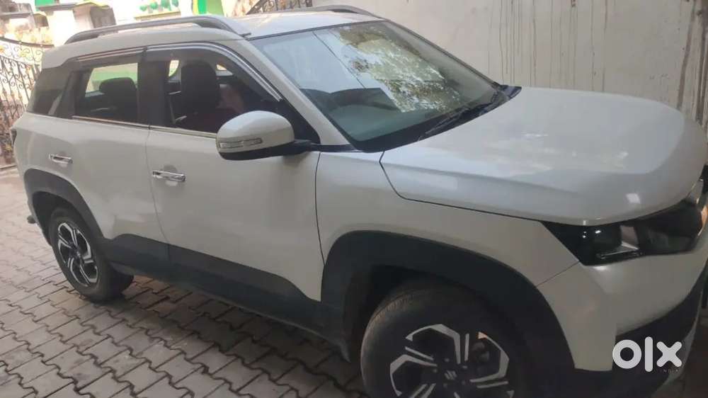 Maruti Suzuki Brezza Lxi Dec 2023 Petrol Good Condition