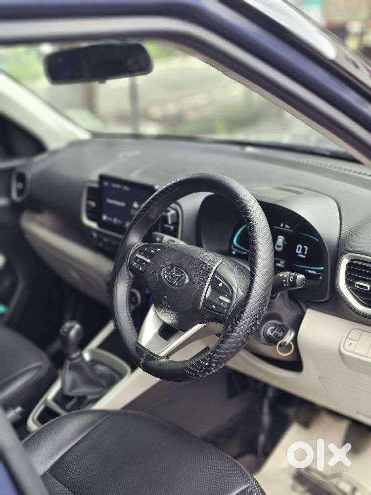Hyundai Venue 1.2 S (o), 2022, Petrol