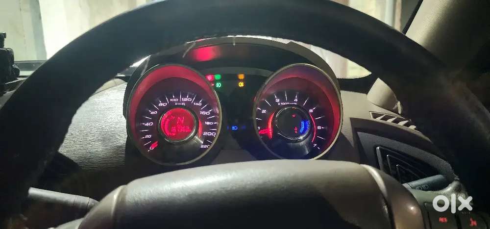 Mahindra Xuv500 2012 Diesel 176000 Km Driven