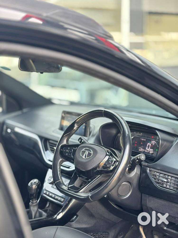 Tata Nexon 1.5 Revotorq Xz Plus (o) Dark Edition, 2023, Diesel