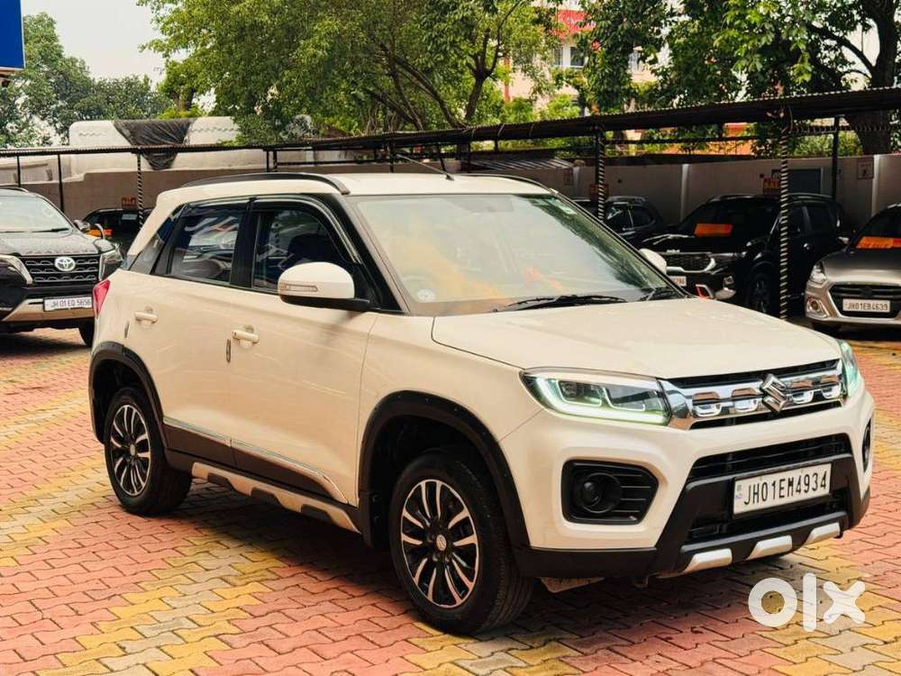 Maruti Suzuki Brezza 1.5 Zxi Plus At Smart Hybrid, 2021, Petrol