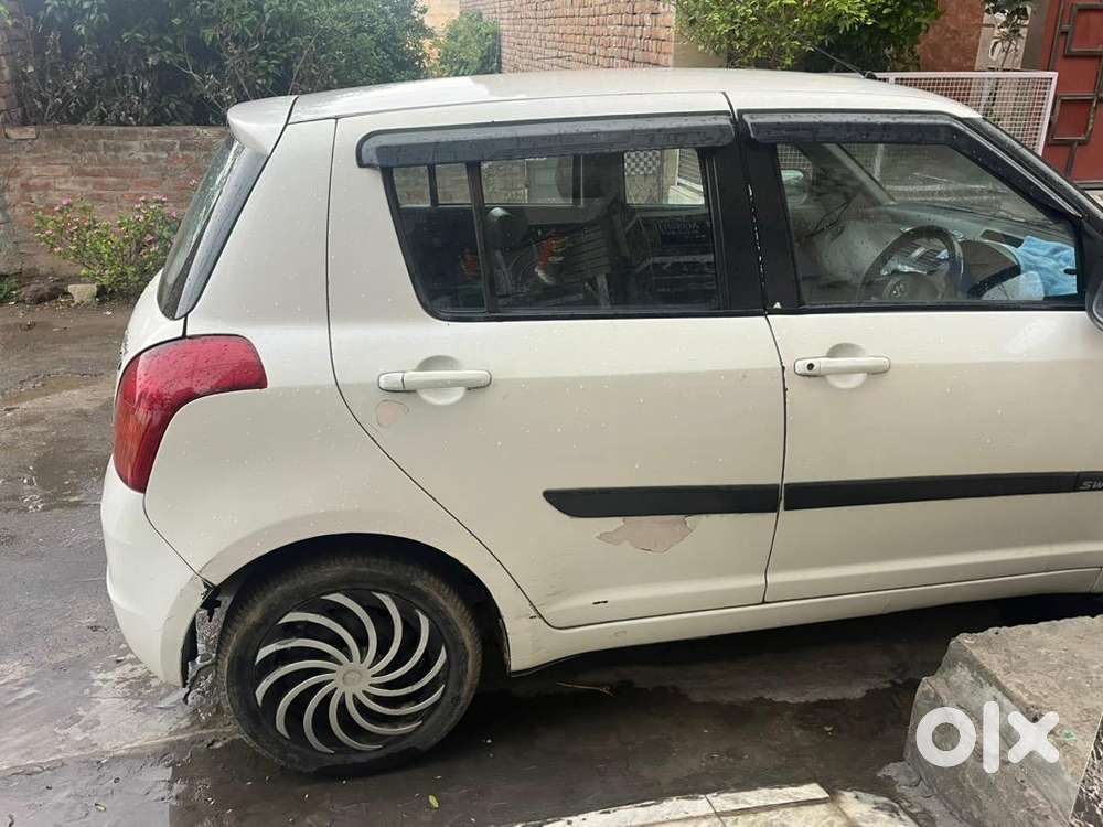 Maruti Suzuki Swift 2008 Petrol 86000 Km Driven