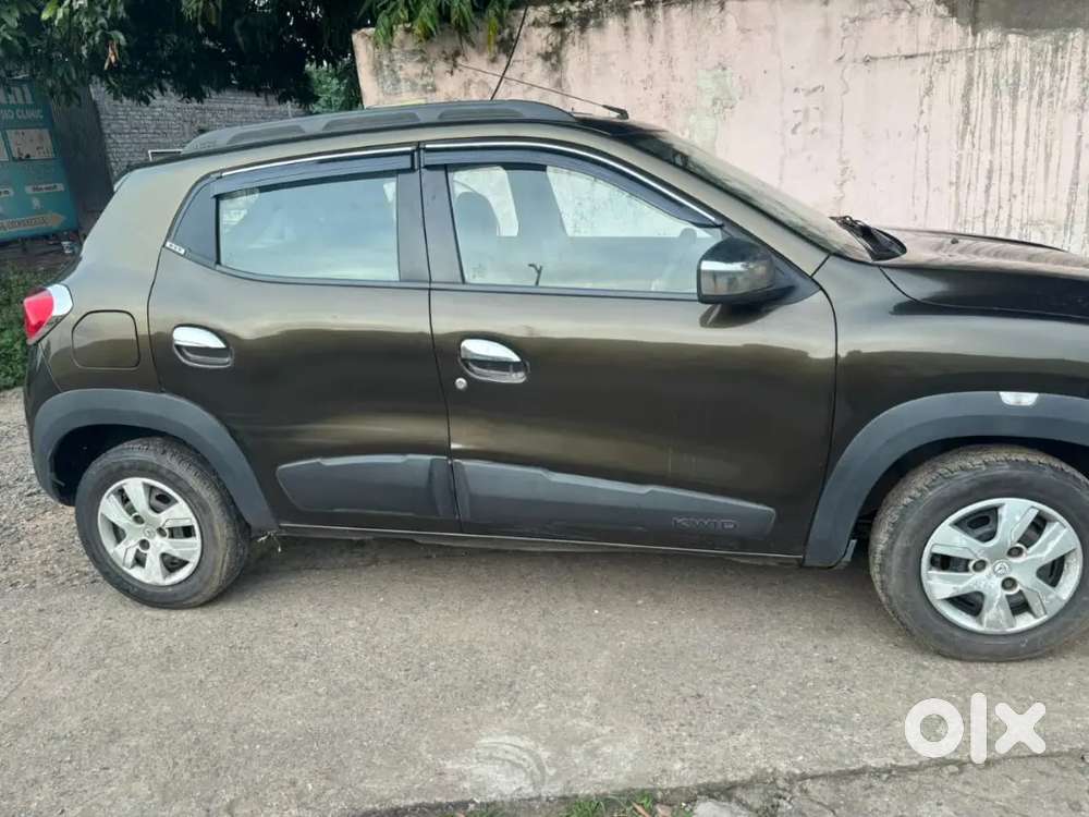 Renault Kwid 9 Petrol Well Maintained