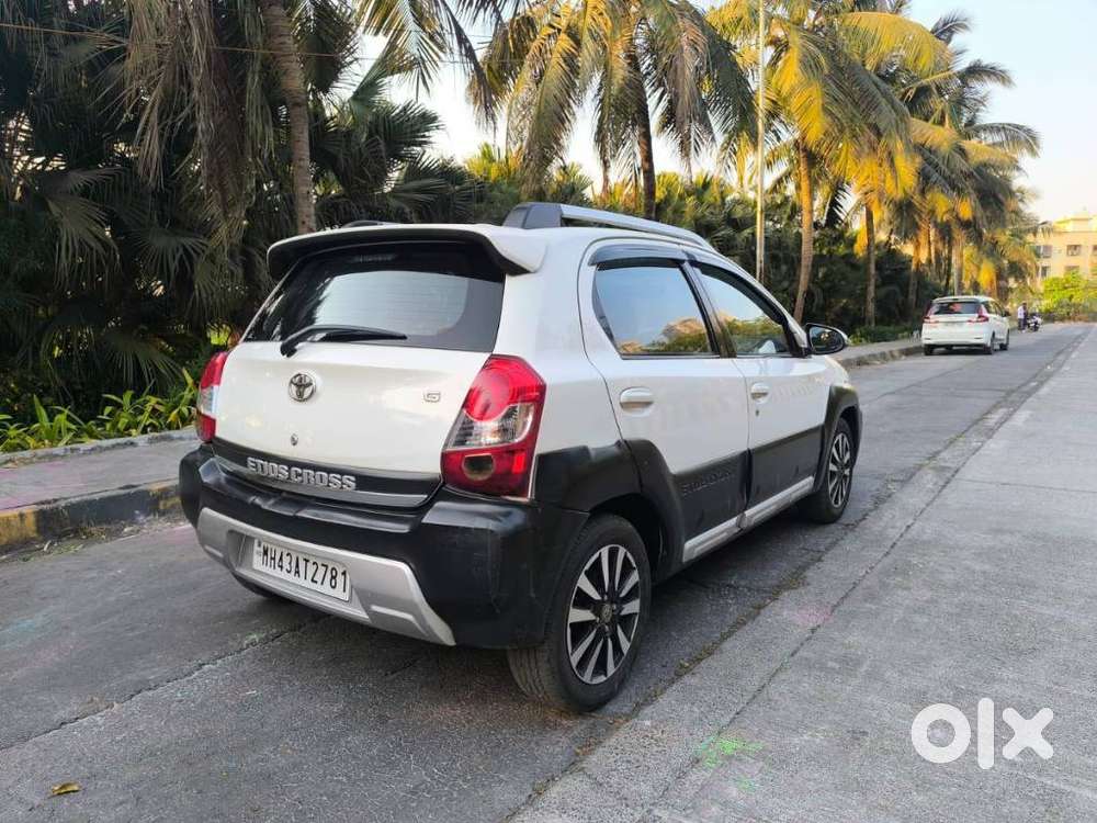 Toyota Etios Cross