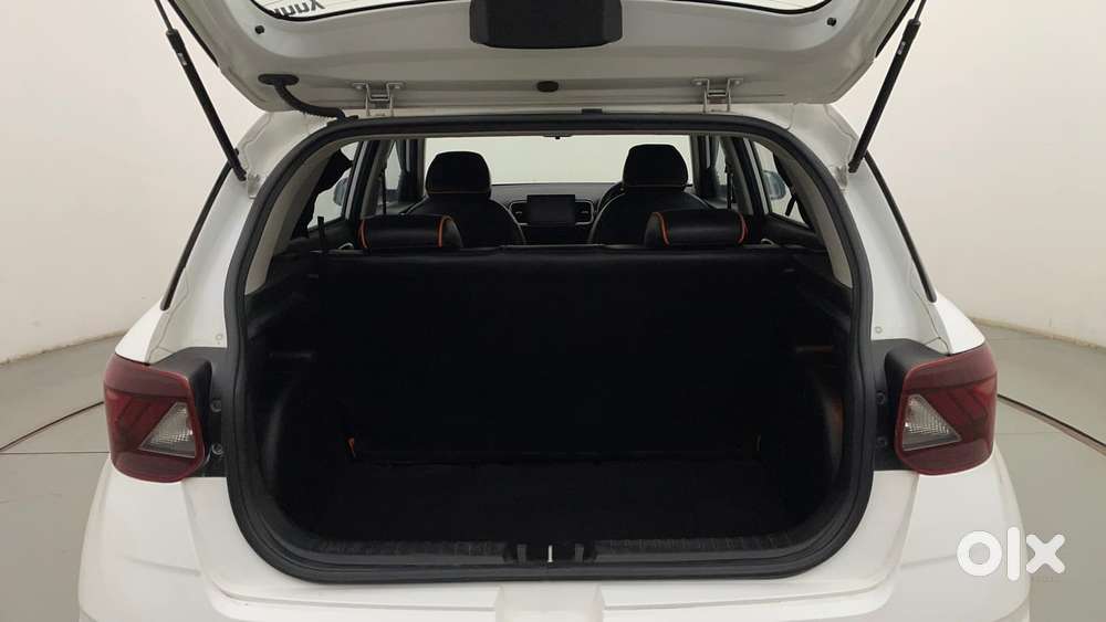 Hyundai Venue Sx Plus Turbo Dct, 2022, Petrol