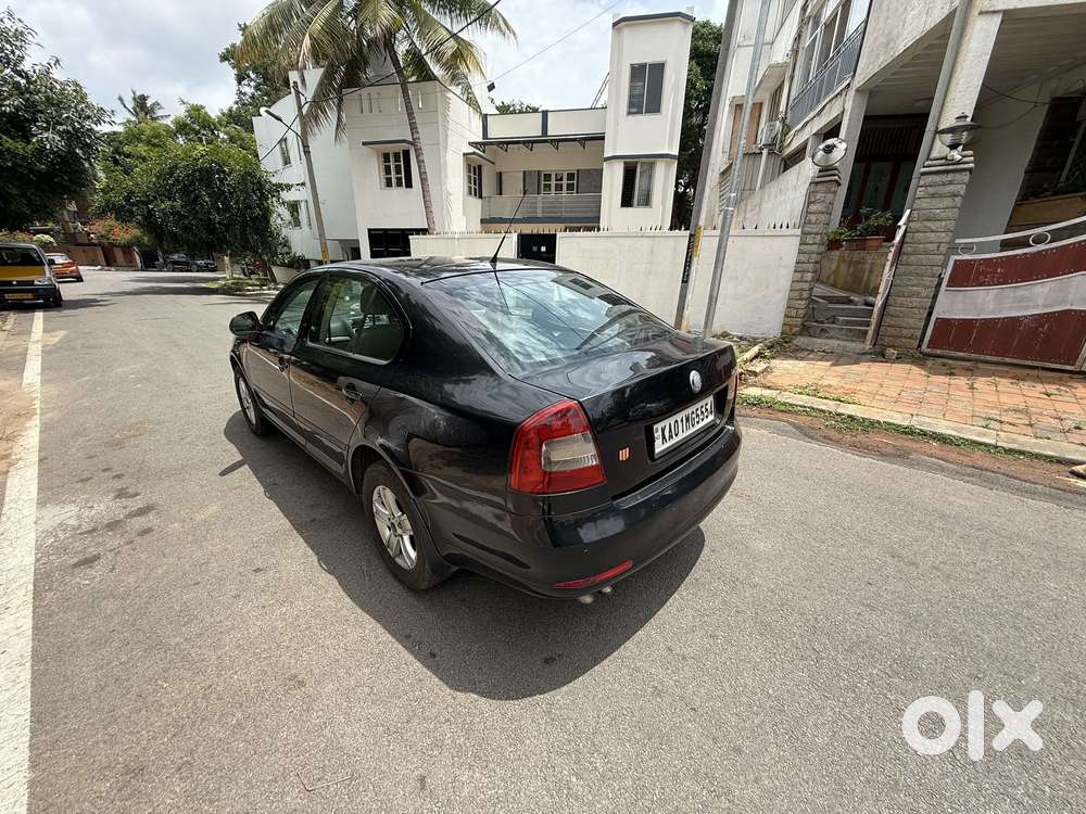 Skoda Laura Ambition 2.0 Tdi Cr Mt, 2011, Diesel