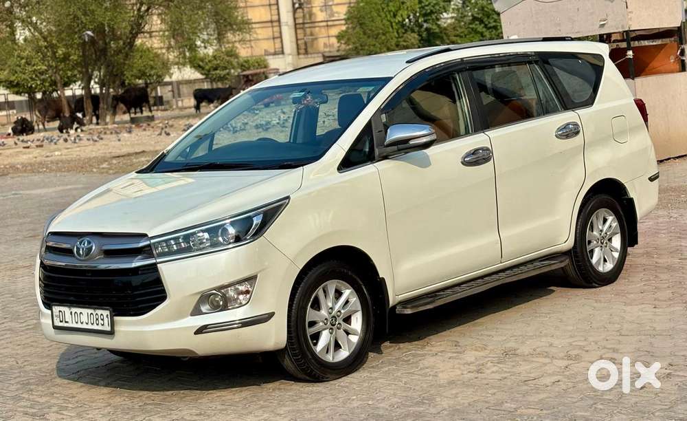 Toyota Innova Crysta 2.8z Automatic, 2017, Diesel