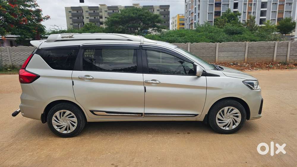 Maruti Suzuki Ertiga 1.4 Vxi Cng Anniversary Edition, 2022, Cng & Hy..