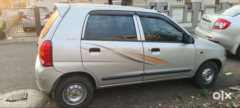 Alto 800 Lxi, Front Power Windows , Central Locking,music System With