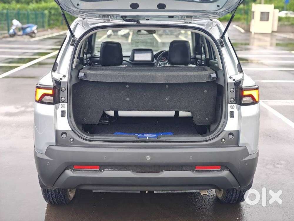 Maruti Suzuki Brezza 1.5 Lxi Cng, 2025, Cng & Hybrids
