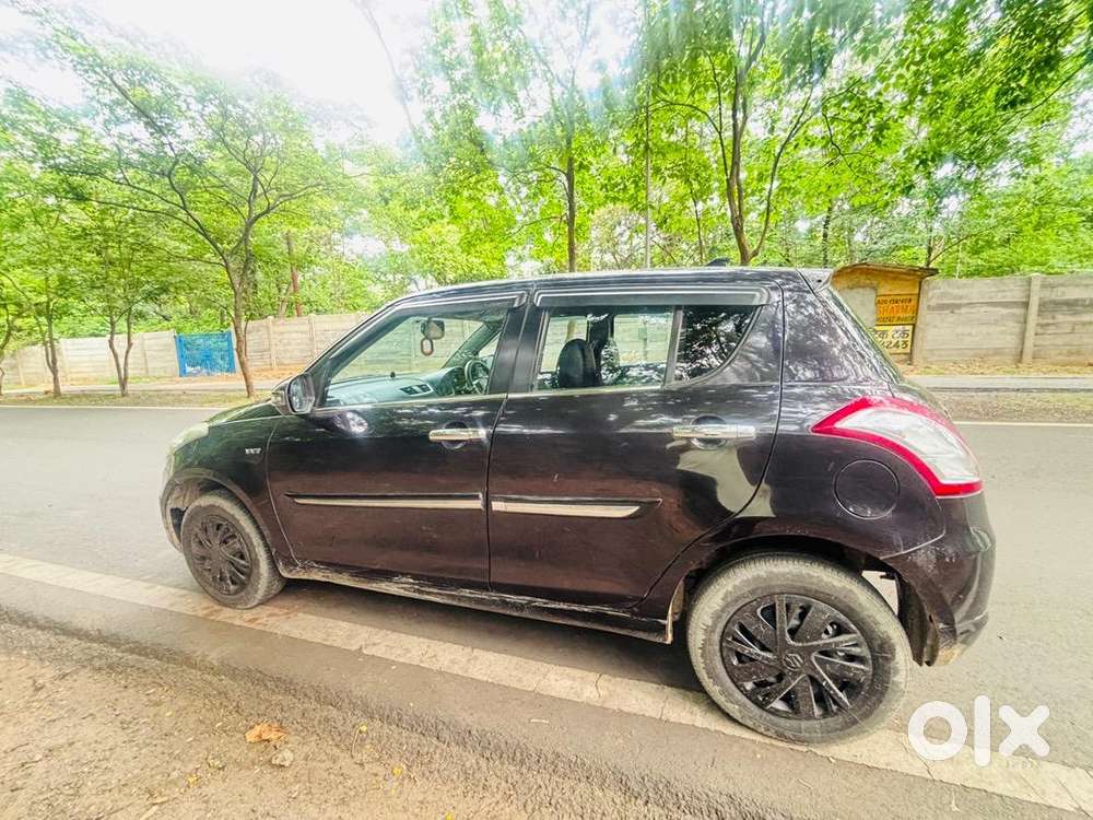 Maruti Swift Vxi 2017