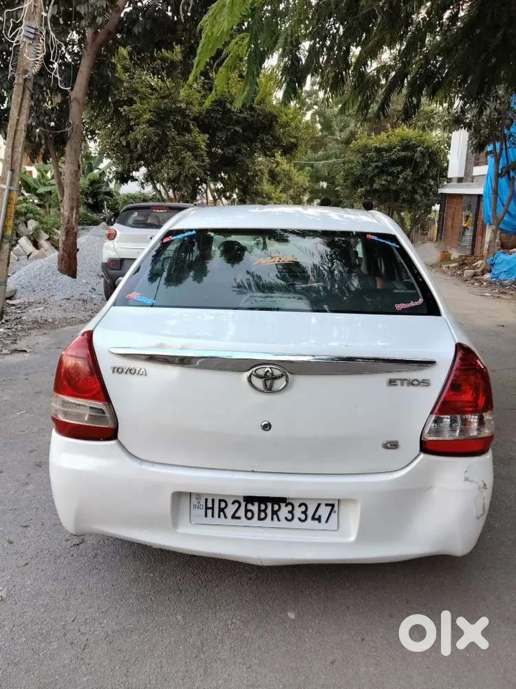 Toyota Etios 1.5 G 2012