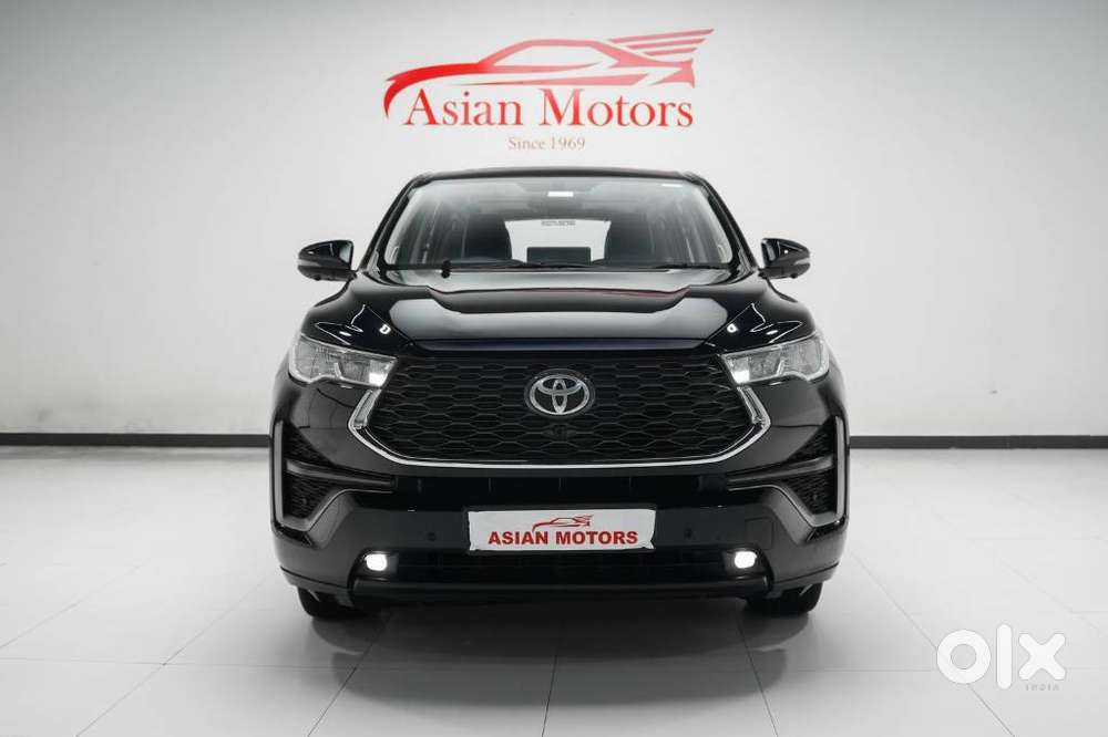 Toyota Innova Hycross 2.0 Zx Hybrid 7 Str, 2023, Petrol