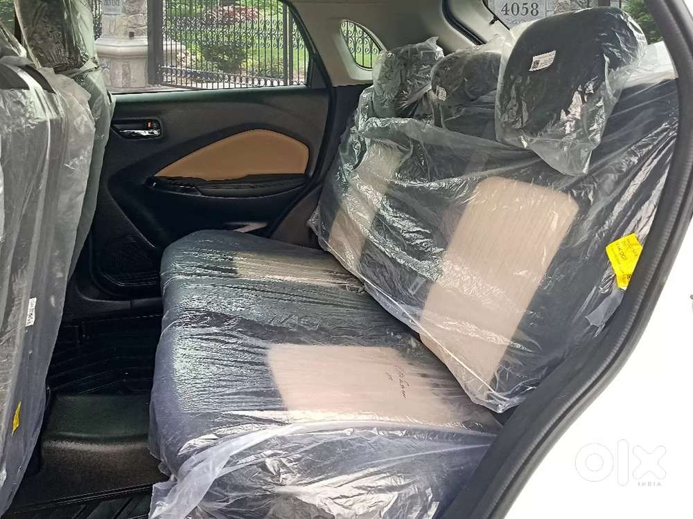 Toyota Glanza, 2025, Petrol