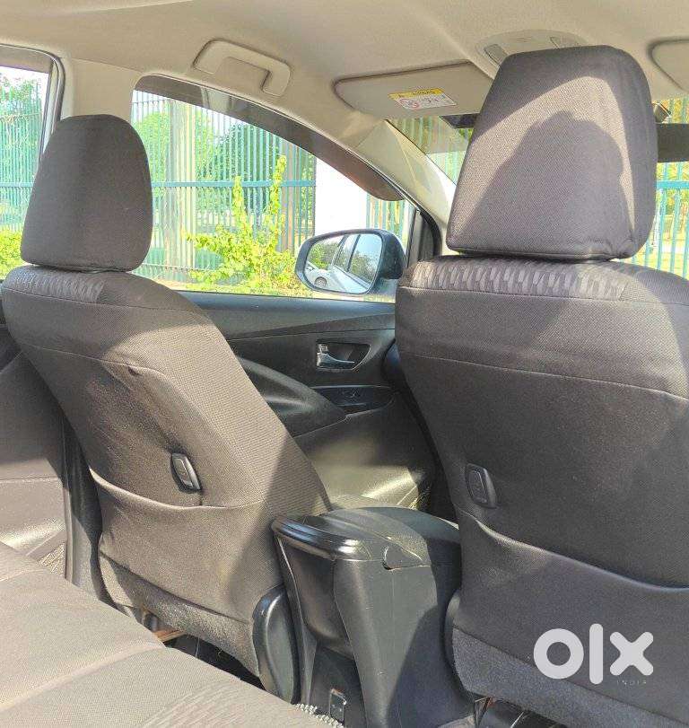 Toyota Innova Crysta 2.4 G Mt, 2022, Diesel