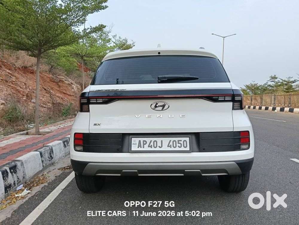 Hyundai Venue Sx Mt, 2023, Diesel