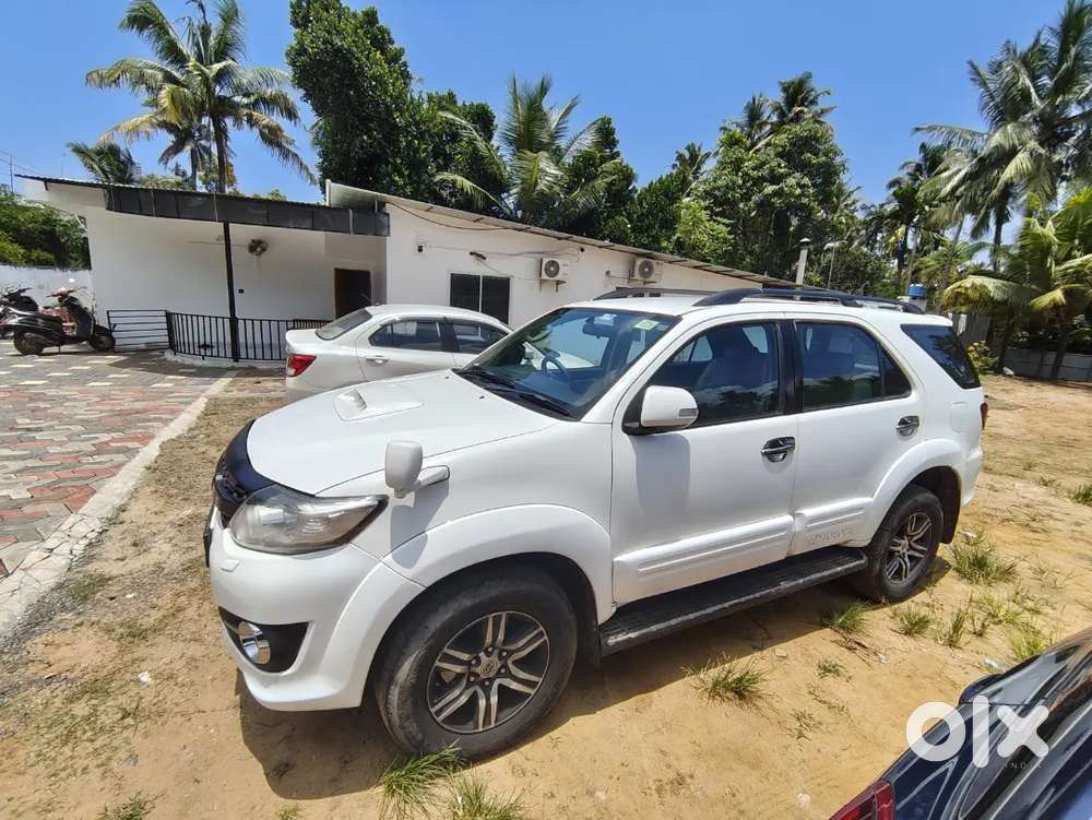 Toyota Fortuner 2015