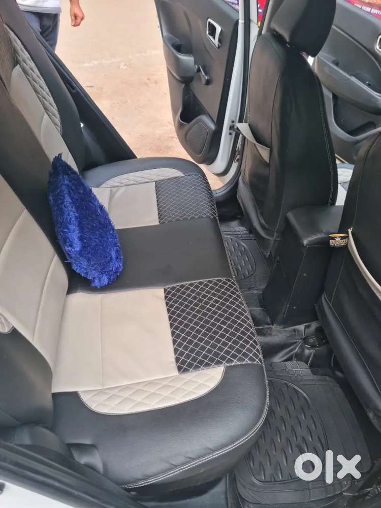 Hyundai Venue 2022 Petrol 22000 Km Driven