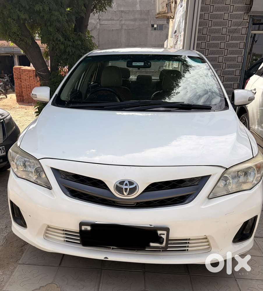 Toyota Corolla Altis J, 2013, Diesel