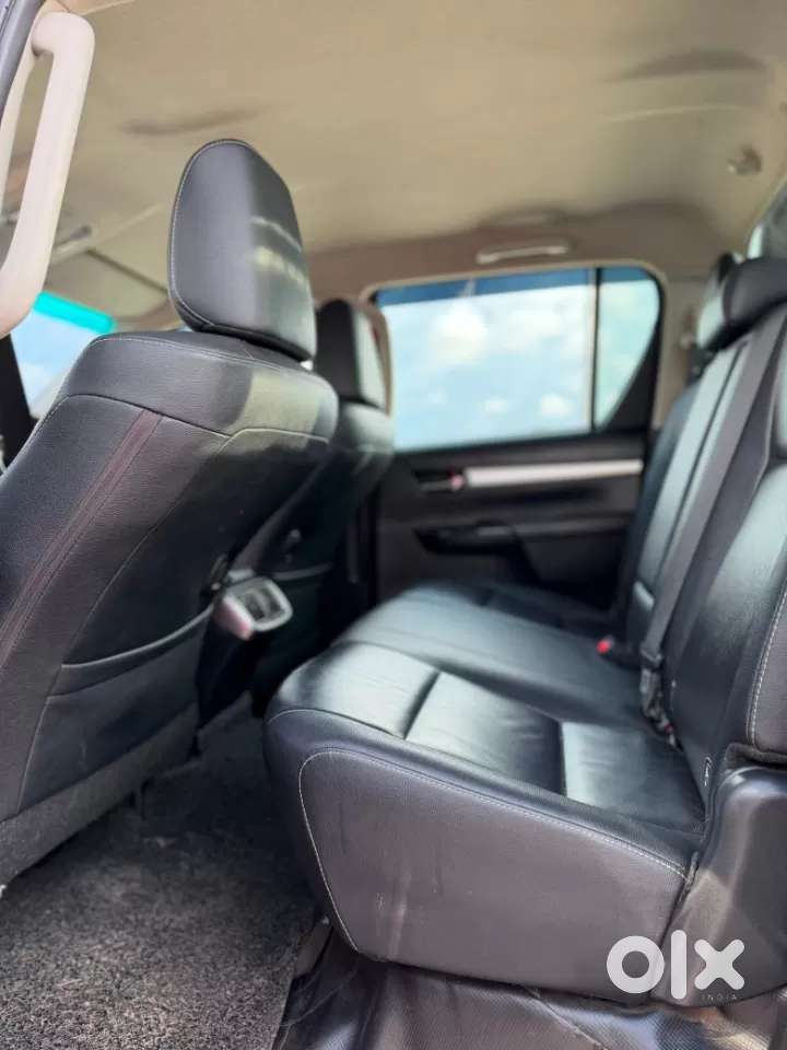 Toyota Hilux 2.8 High 4x4 Mt, 2024, Diesel